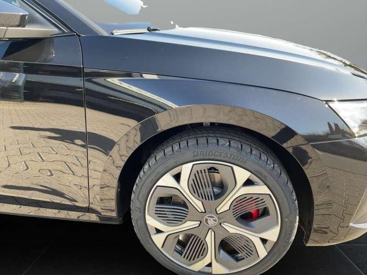 Skoda Octavia COMBI RS 2,0 TSI 195 KW 7-GANG-DSG TOP-AUTO