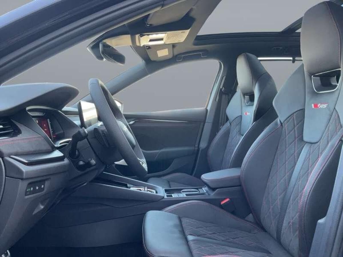 Skoda Octavia COMBI RS 2,0 TSI 195 KW 7-GANG-DSG TOP-AUTO