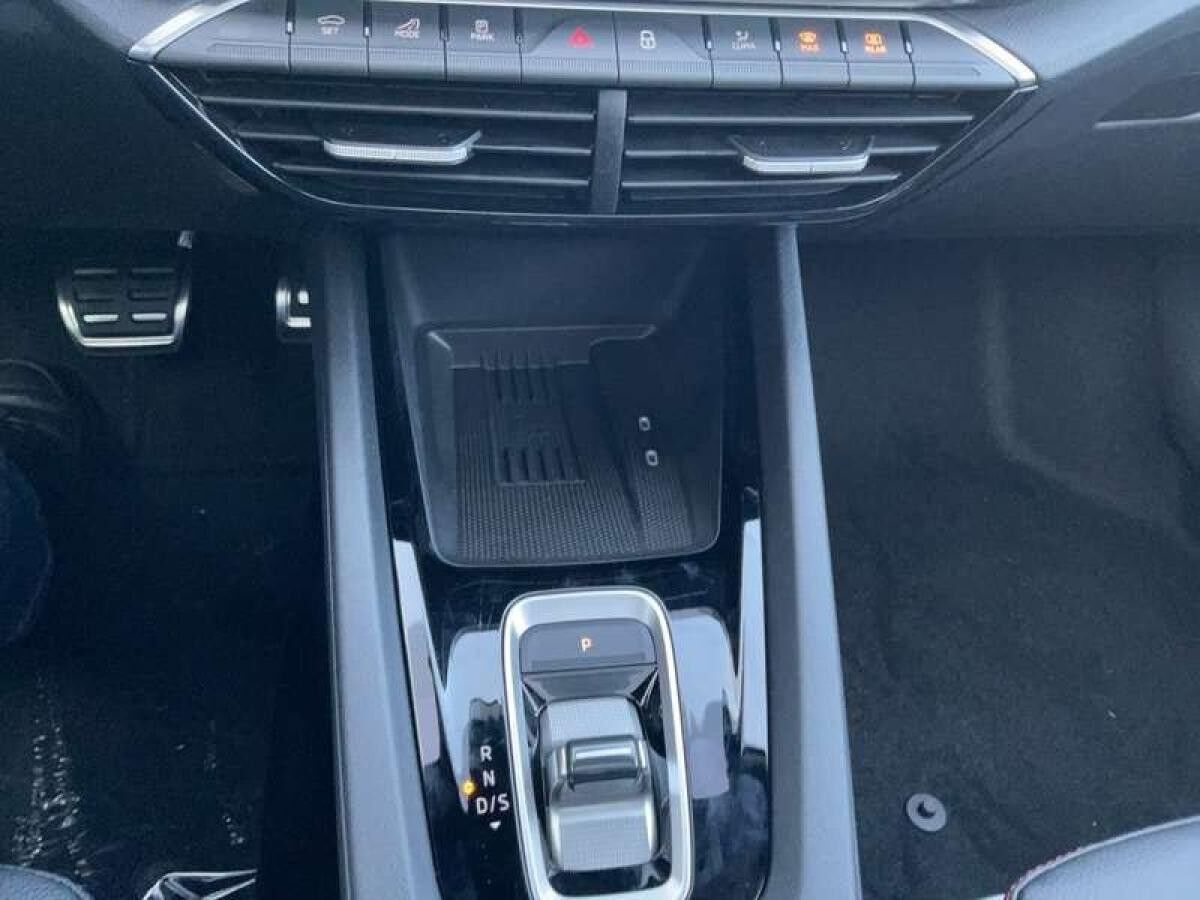 Skoda Octavia COMBI RS 2,0 TSI 195 KW 7-GANG-DSG TOP-AUTO