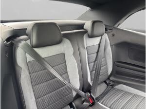 Volkswagen T-Roc R-Line mit Allwetterreifen