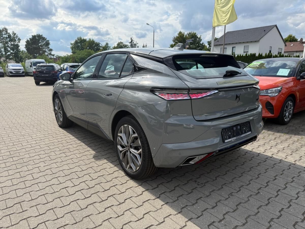 DS Automobiles DS4 DS 4 1.2 PureTech LED+SHZ+2xKlima+Kam.+ab 2,99%