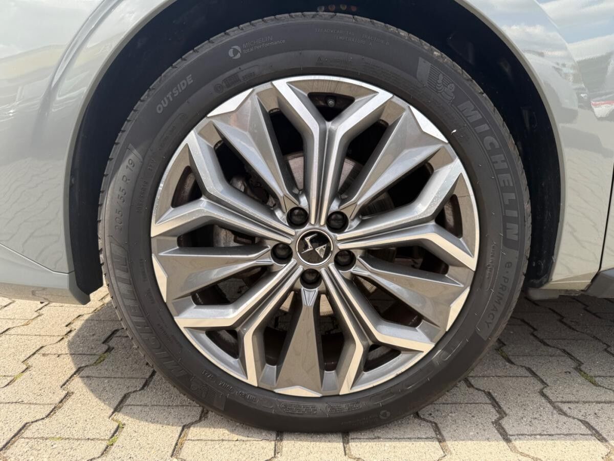 DS Automobiles DS4 DS 4 1.2 PureTech LED+SHZ+2xKlima+Kam.+ab 2,99%