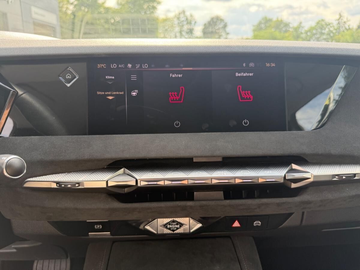 DS Automobiles DS4 DS 4 1.2 PureTech LED+SHZ+2xKlima+Kam.+ab 2,99%