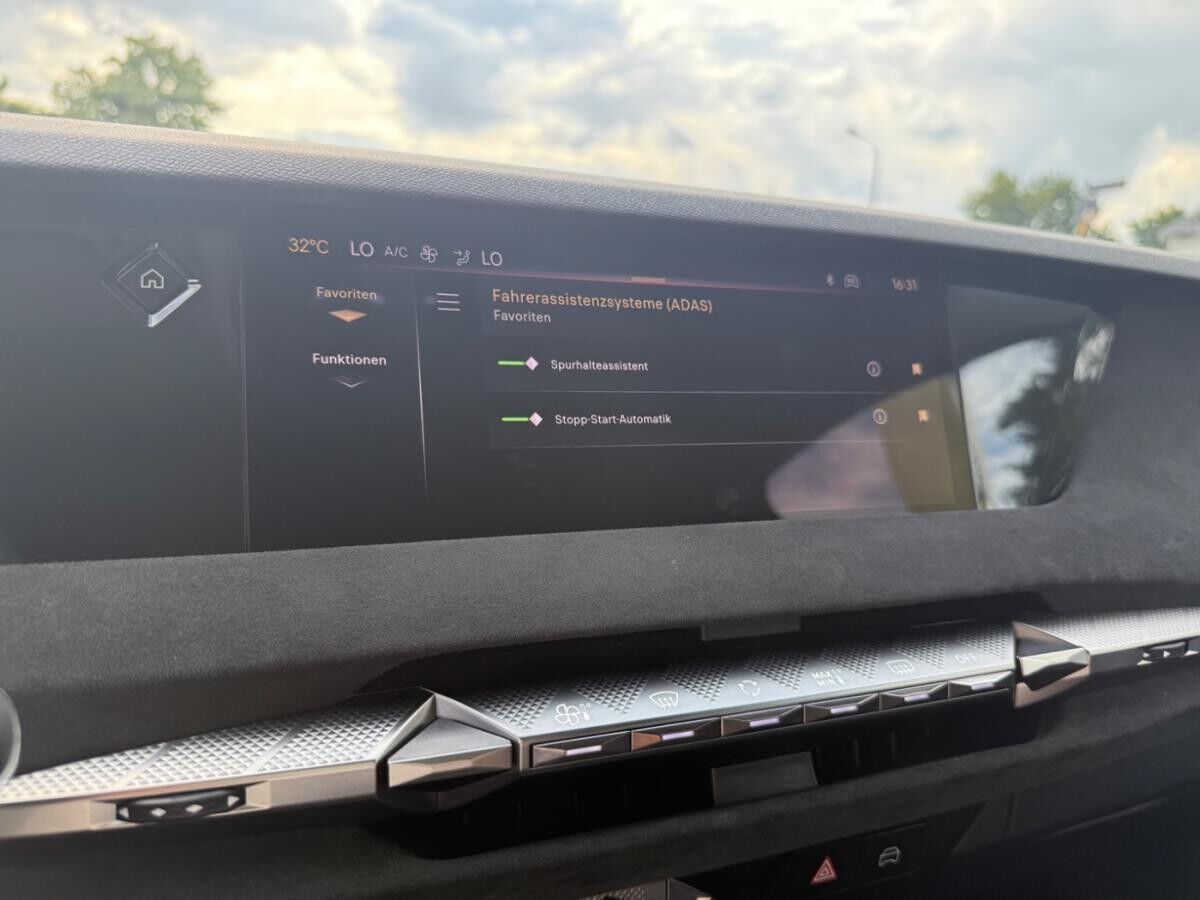 DS Automobiles DS4 DS 4 1.2 PureTech LED+SHZ+2xKlima+Kam.+ab 2,99%