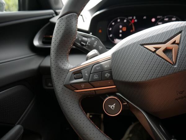 Cupra Terramar America's Cup Limited Edition 1.5 e-Hybrid *SN160*
