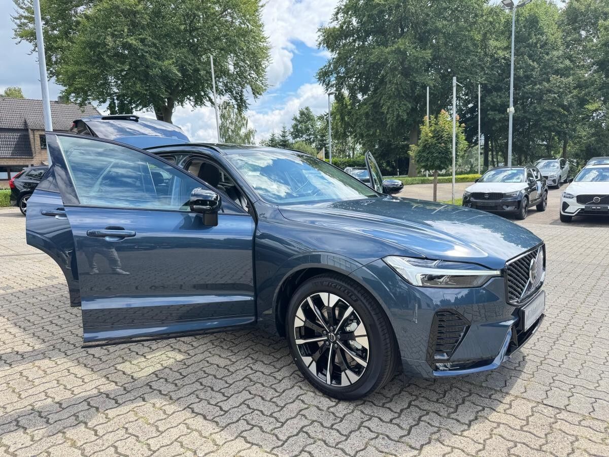 Volvo XC60 B5 B AWD ULTRA DARK - FACELIFT - Mj26 - Inkl. Anhängekupplung! Sofort lieferbar