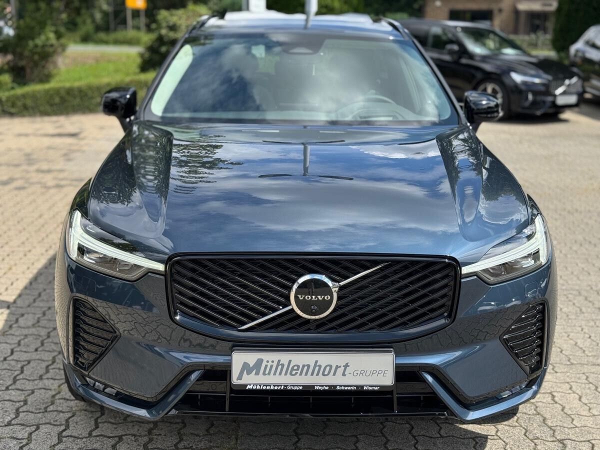 Volvo XC60 B5 B AWD ULTRA DARK - FACELIFT - Mj26 - Inkl. Anhängekupplung! Sofort lieferbar