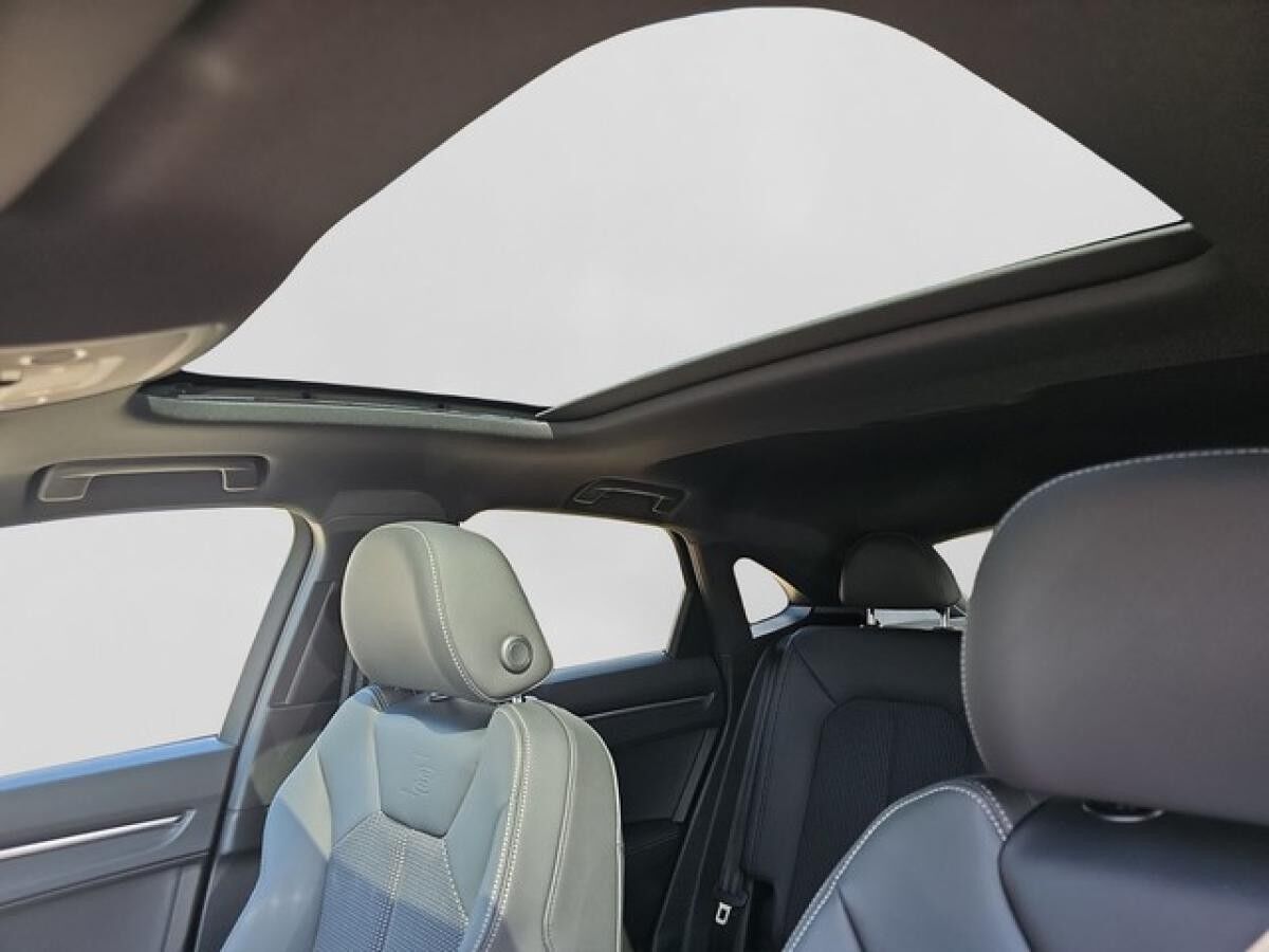 Audi Q3 Sportback 35 TFSI S line AHK Matrix-LED Pano Navi