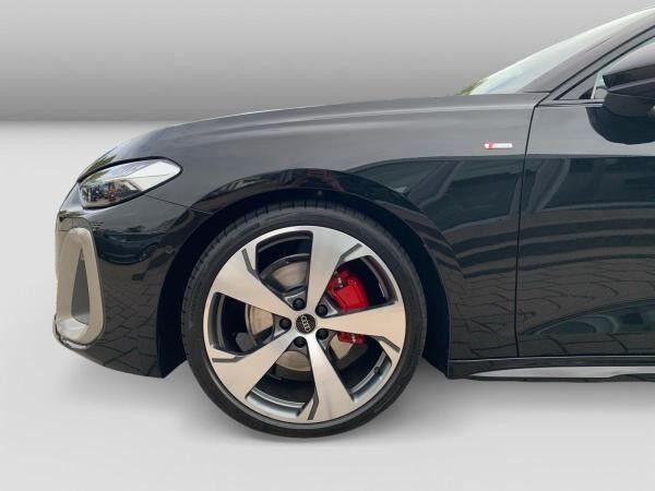 Audi A5 Avant 2.0TFSI S-tronic edition one Matrix AHK