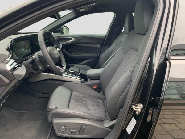 Audi A5 Avant 2.0TFSI S-tronic edition one Matrix AHK
