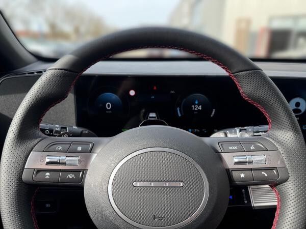 Hyundai Kona Elektro 218PS 65,4kWh N Line + elektrische Heckklappe