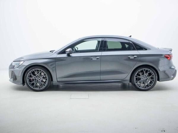Audi RS3 Limousine 2.5 TFSI*RS*CARBON*SONOS*ASG*HUD*