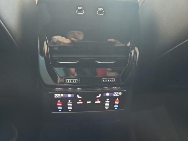 Audi A6 Avant TFSI 150 kW Tech plus Leder S line