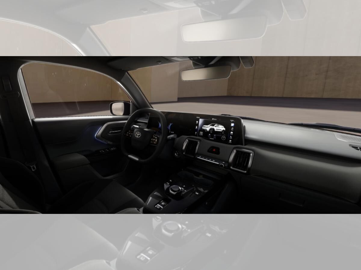 Toyota Urban Cruiser Teamplayer 61 kWh bis zu 581km Reichweite,