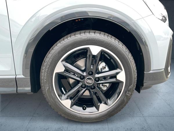 Audi Q2 S line 35 TFSI S tr. Matrix ACC 18Ž Navi+t Cam