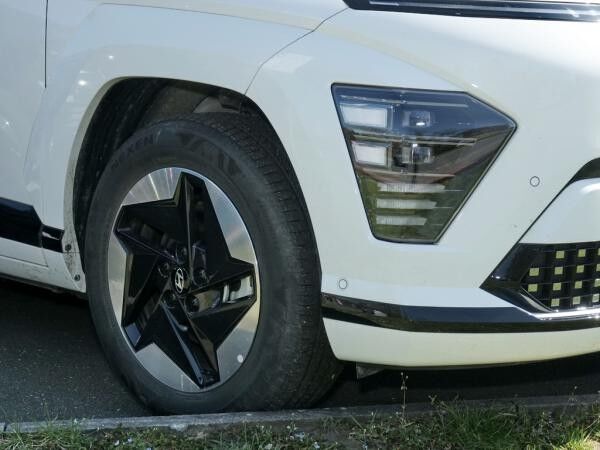 Hyundai KONA PRIME NAVI 360° LEDER BOSE 19 LED SHZ LHZ