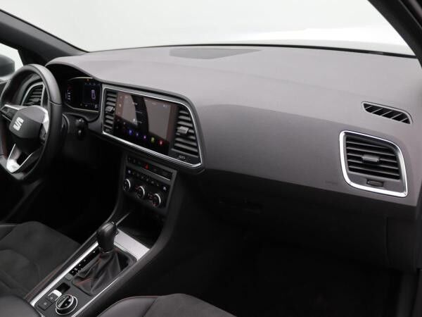 Seat Ateca FR 2.0 TDI DSG / Navi, FullLink, LED, AHK
