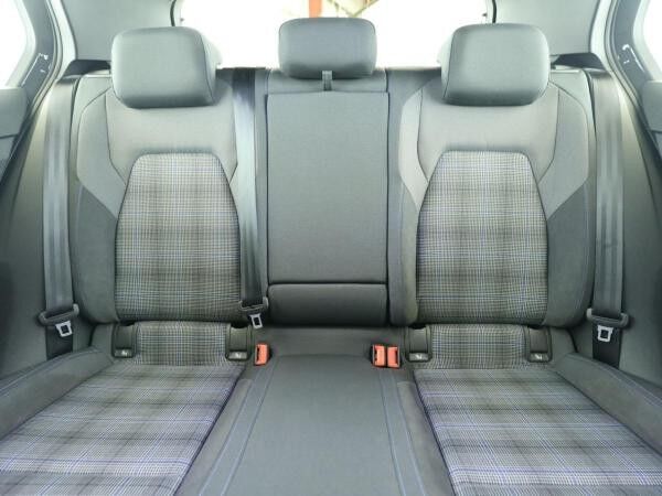 Volkswagen Golf VIII 1.4 GTE *HYBRID*ACC*LED*PDC*Navi*AppleCar*
