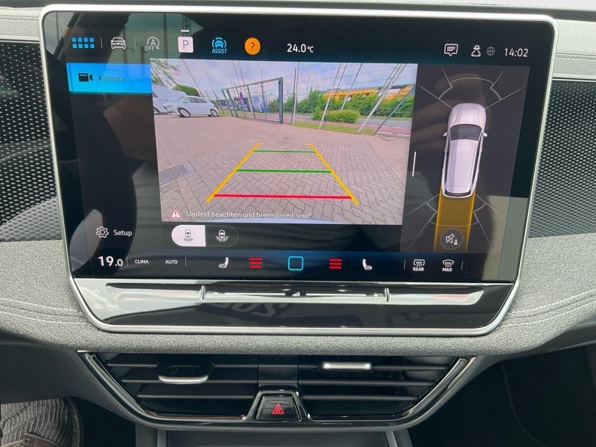 Volkswagen Passat Variant 1.5 eTSI DSG Navi Kamera ACC