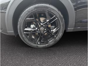 Volkswagen Taigo R-Line 1.5 TSI OPF DSG AHK, IQDrive,BlackStyle, RFK