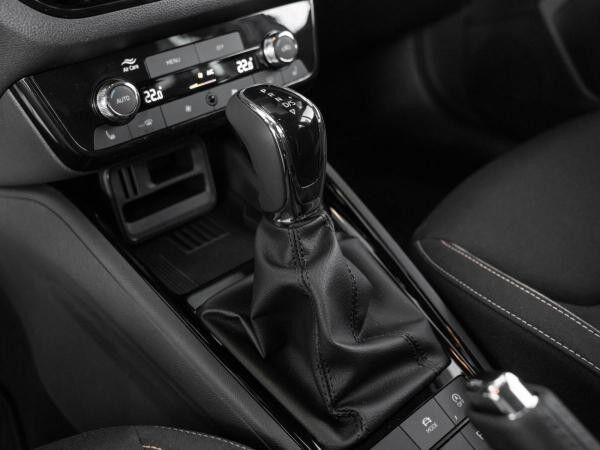 Skoda Scala Selection 1,0 TSI 85kW - SHZ R-KAM NAVI #INKL. WARTUNG