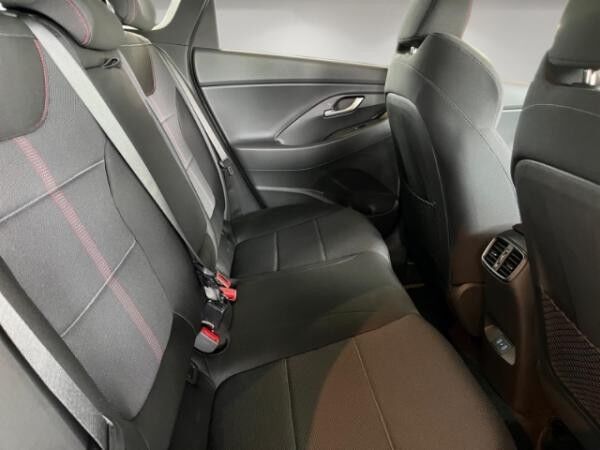 Hyundai i30 1.5 N Line🚀| Automatik | LED | Rückfahrkamera | Navi | Klimaauto. | ISOFIX