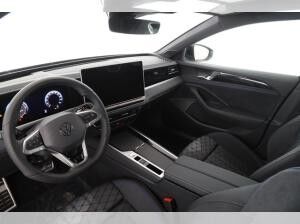 Volkswagen Passat 2.0 TDI DSG 4MOTION - R-Line BlackStyle-Pano-DiscoverPro-HarmanKardon-Standheizung