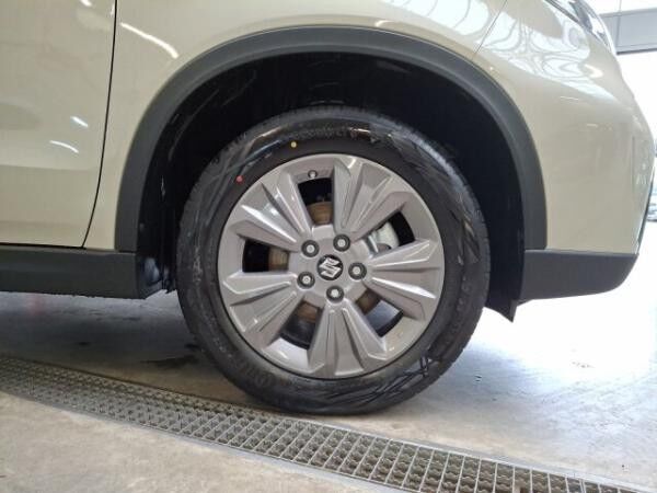 Suzuki Vitara 1.5 Comfort Allgrip AGS Hybrid