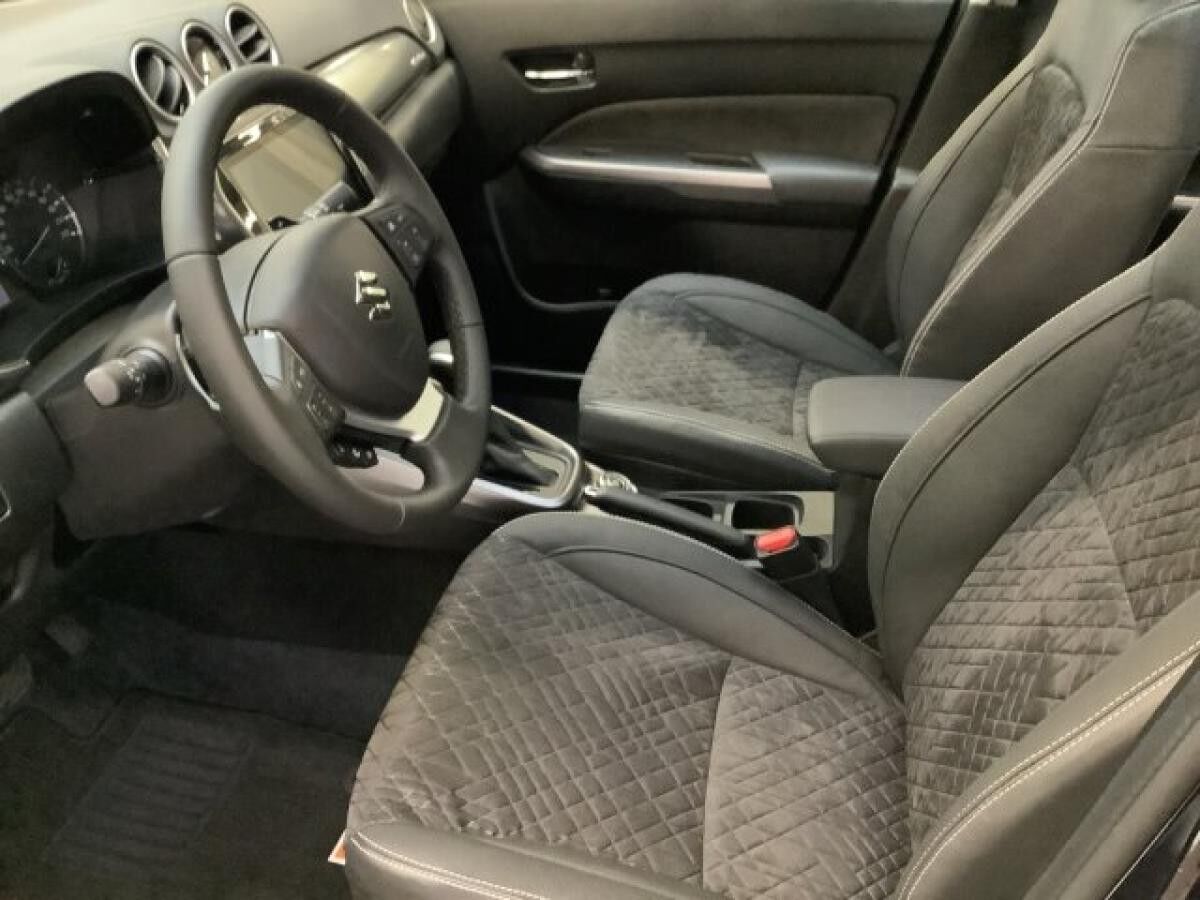 Suzuki Vitara 1.5 Comfort+ AGS Allgrip Hybrid