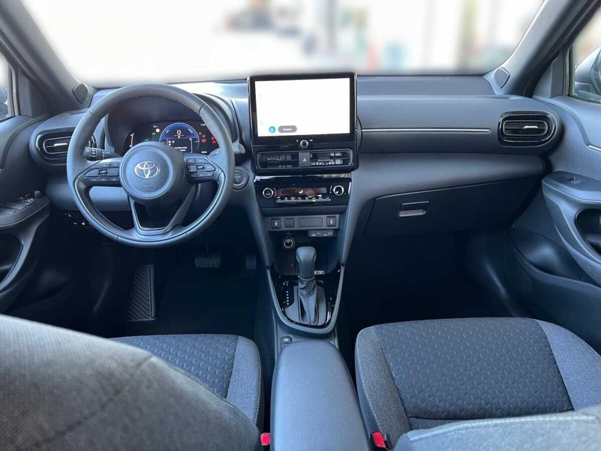 Toyota Yaris Cross 1,5-l-VVT-iE Teamplayer LED KAMERA ADAP. TEMPO *sofort Verfügbar* Toyota Yaris Cross 1,5-l-VVT-iE Teamplayer LED KAMERA ADAP. TEMPO *sofort Verfügbar*