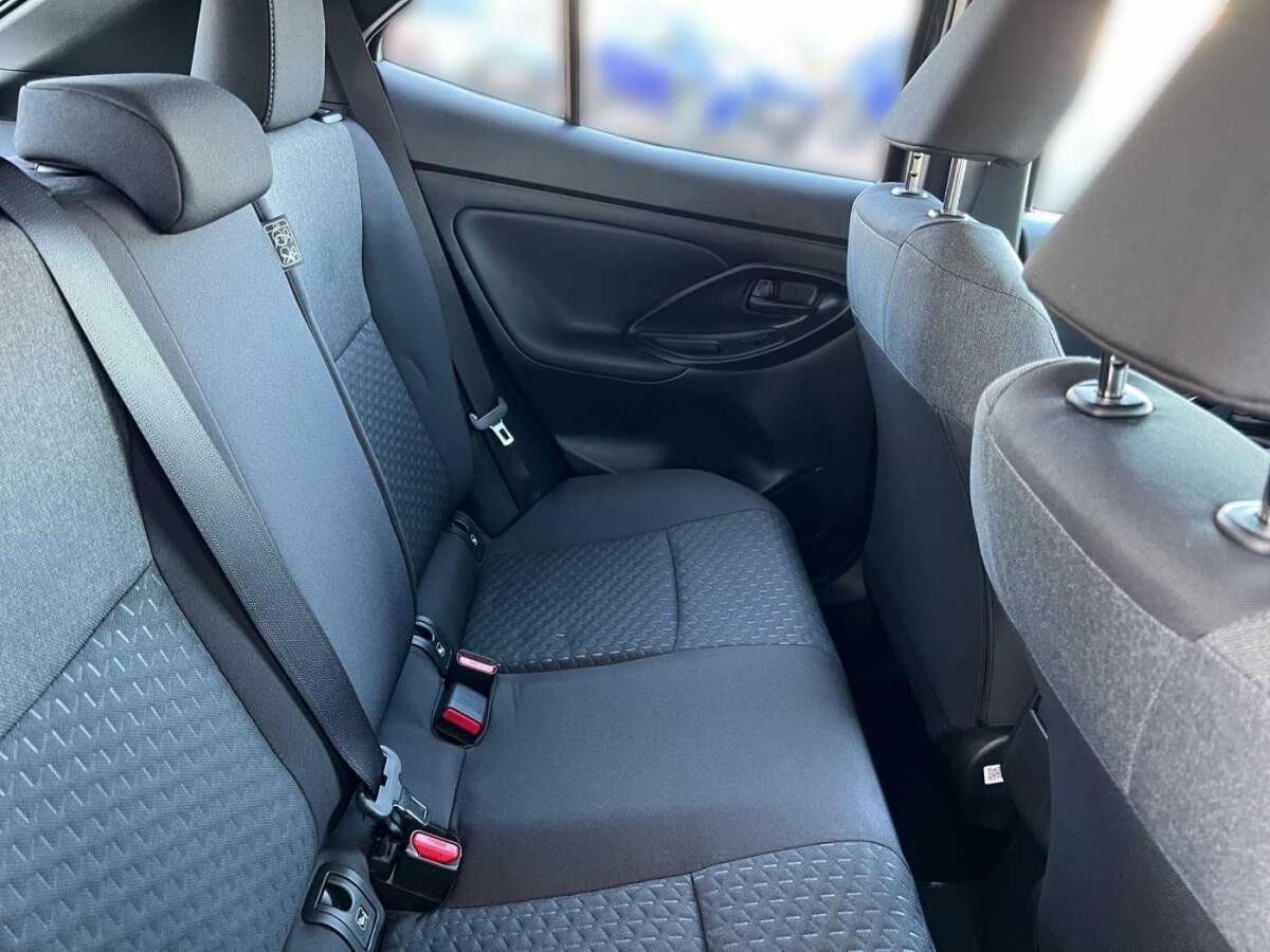 Toyota Yaris Cross 1,5-l-VVT-iE Teamplayer LED KAMERA ADAP. TEMPO *sofort Verfügbar* Toyota Yaris Cross 1,5-l-VVT-iE Teamplayer LED KAMERA ADAP. TEMPO *sofort Verfügbar*