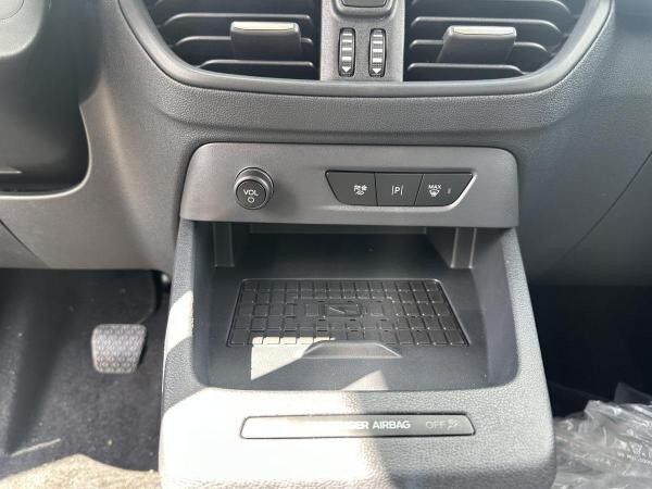 Ford Tourneo Courier BEV Titanium KAMERA PDC SITZHEIZ.