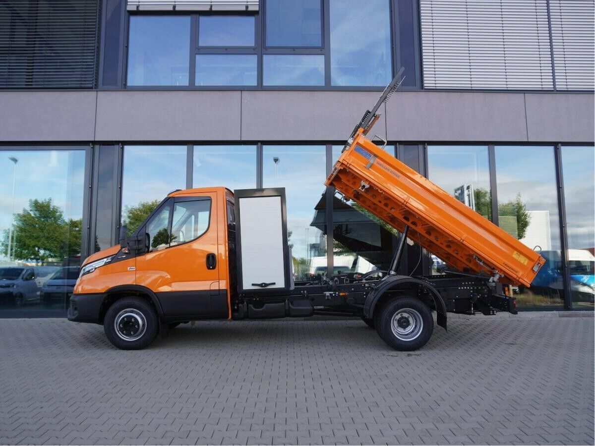 Iveco Daily 70C18H / Modelljahr 2024 / Gerätebox