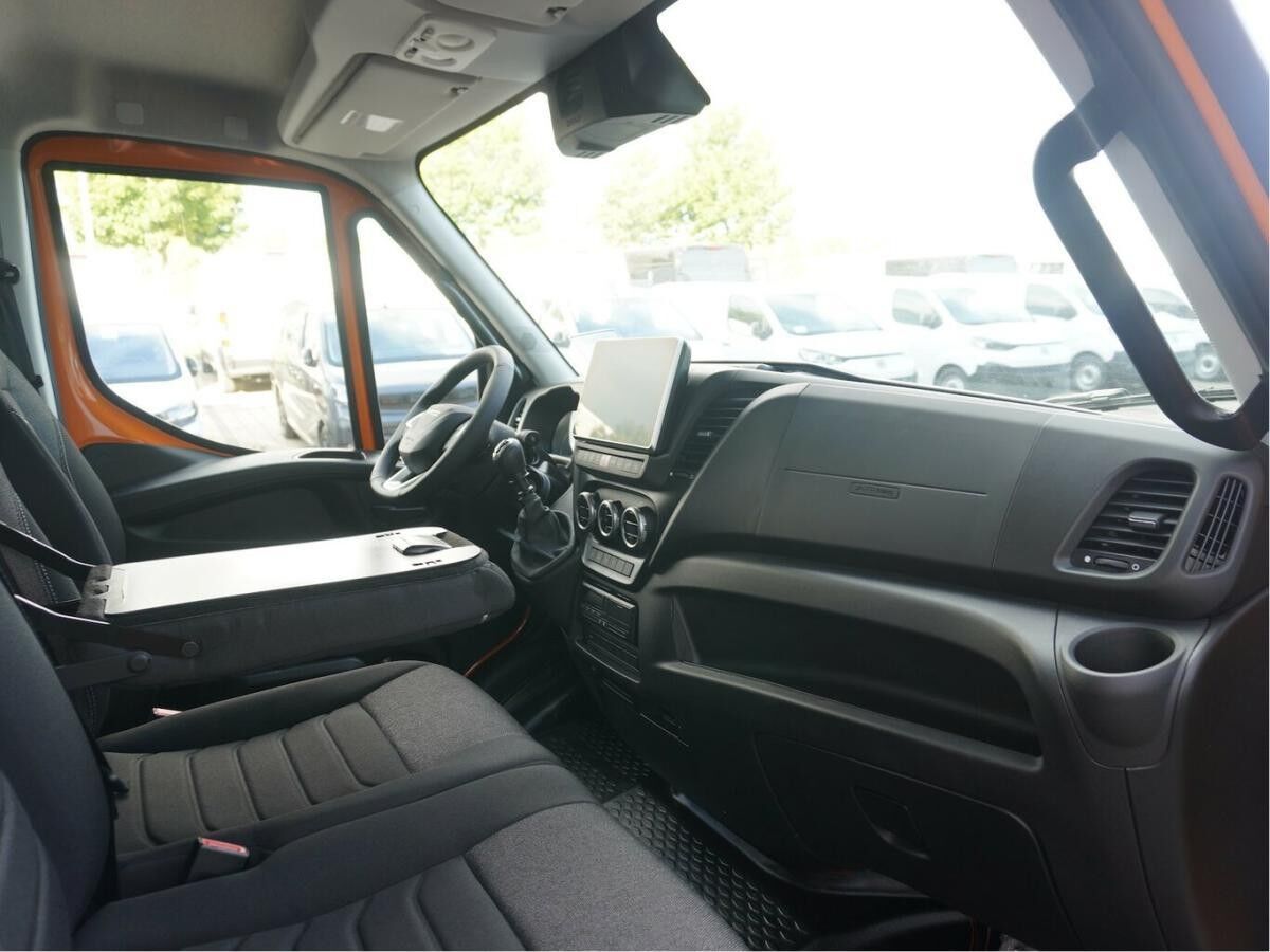 Iveco Daily 70C18H / Modelljahr 2024 / Gerätebox
