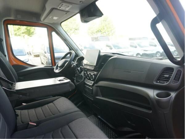 Iveco Daily 70C18H / Modelljahr 2024 / Gerätebox