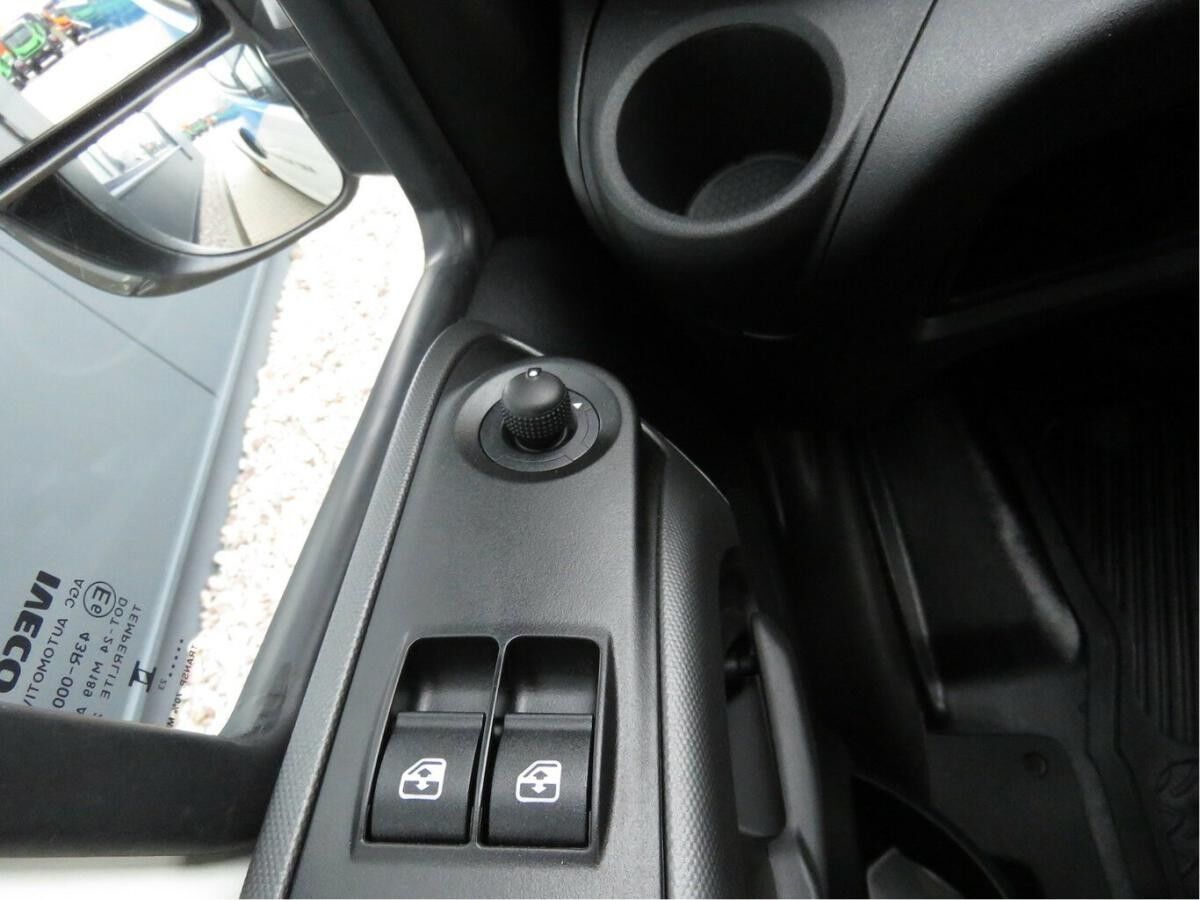 Iveco Daily 35S14EV / 3 5 t Anhängelast