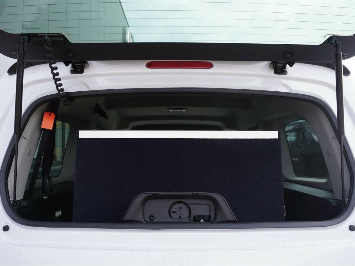 Fiat Doblo Maxi Kombi 130 Automatik / Rollstuhlumbau