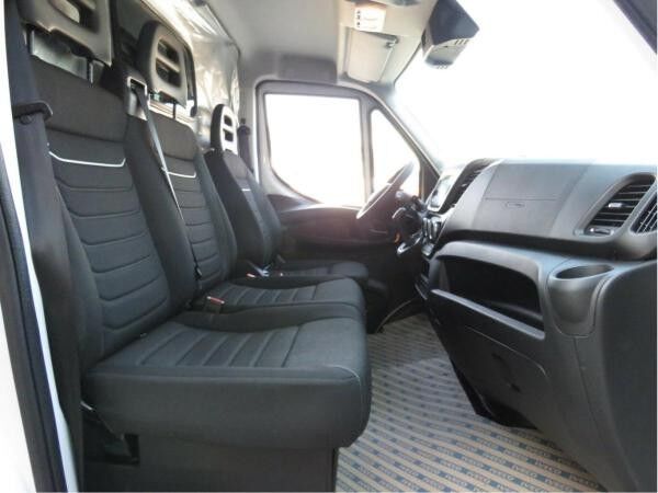 Iveco Daily 35S16A8V / Modelljahr 2024