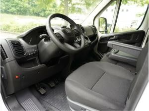 Fiat Ducato 35 140 / Humbaur-Koffer mit Ladebordwand