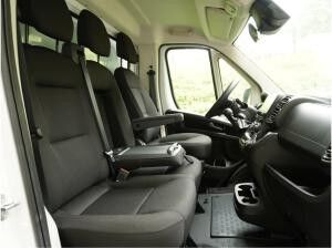 Fiat Ducato 35 140 / Humbaur-Koffer mit Ladebordwand