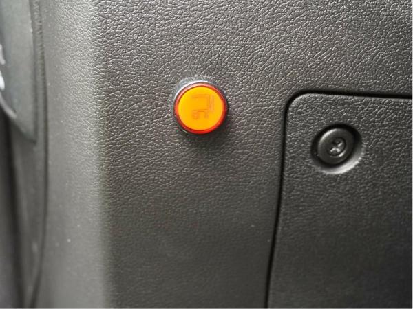 Fiat Ducato 35 140 / Humbaur-Koffer mit Ladebordwand