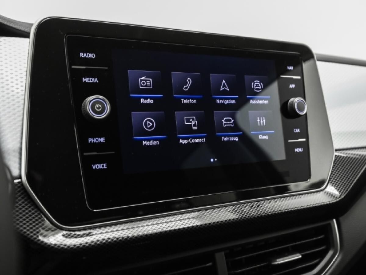 Volkswagen T-Cross GOAL 1.0 TSI AHK Ganzjahresreifen