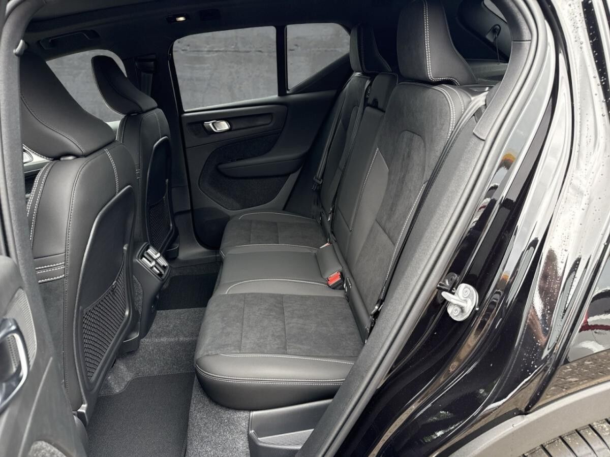 Volvo XC40 B4 2WD Ultra Black Edition (EURO 6e) Klima