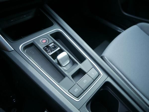 Seat Leon Sportstourer Road Edition 1.5 eTSI - ACC LED *SN657*