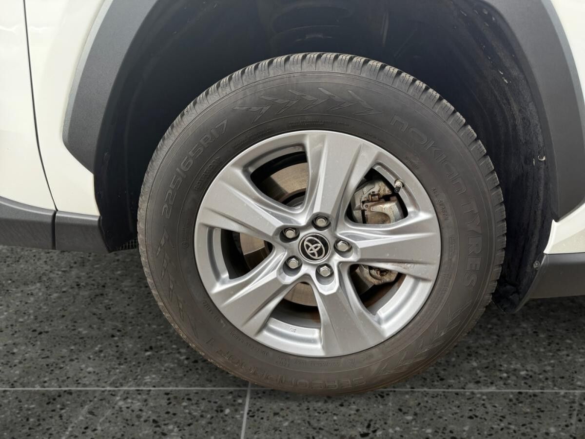 Toyota RAV 4 2.5 Hybrid Business +Allwetter+Temp+Kamera+