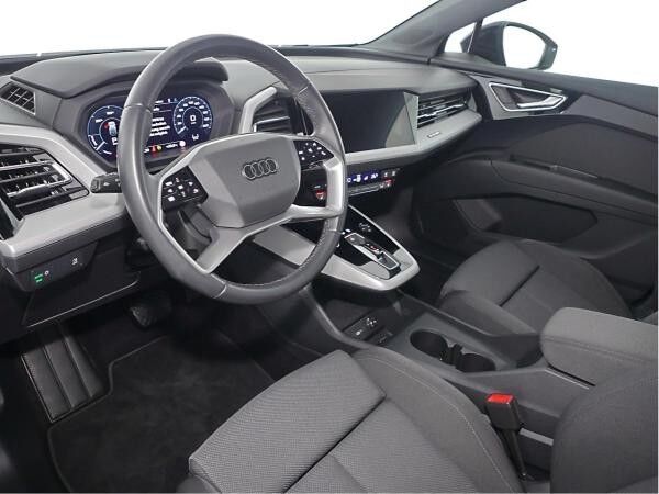 Audi Q4 e-tron 45 V-Cockpit/Navi/AHK/Alu19/R-Kamera