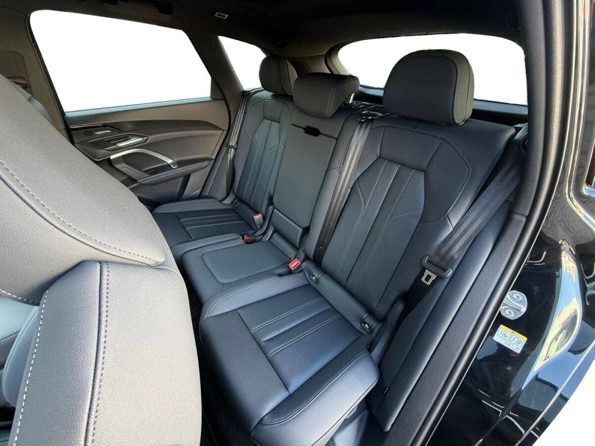 Audi Q5 SUV e-hybrid quattro Audi Q5 SUV e-hybrid quattro