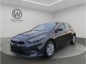 Kia Ceed 1,5 T-GDI DCT Vision Klimaaut ACC Navi SHZ