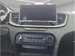 Kia Ceed 1,5 T-GDI DCT Vision Klimaaut ACC Navi SHZ