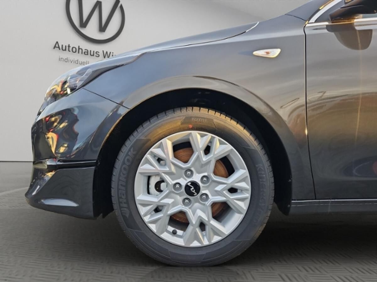 Kia Ceed 1,5 T-GDI DCT Vision Klimaaut ACC Navi SHZ